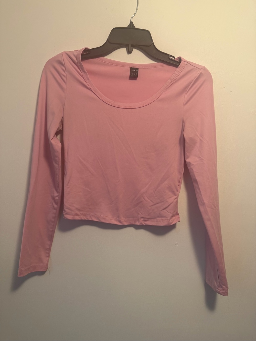 SHEIN Light Pink Long Sleeve Scoop Neck Crop Top